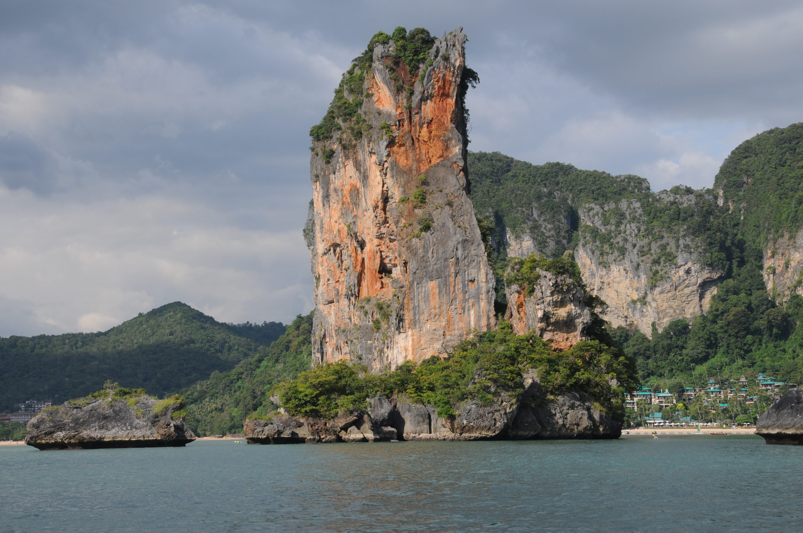 Thajsko, Phra nang